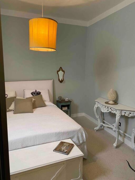 Dimora De Argenteris Apartment Lecce Luaran gambar